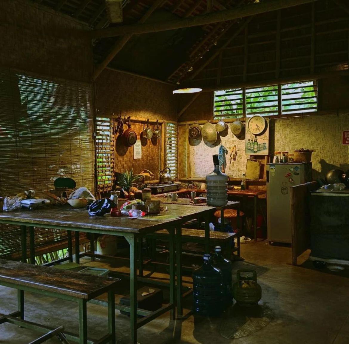 D'Jarwo House Hostel Batukaras Bagian luar foto